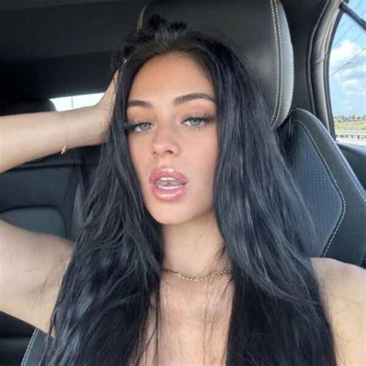 Camilla Ara&uacute;jo Giving Head: The Truth Behind the Viral Phenomenon