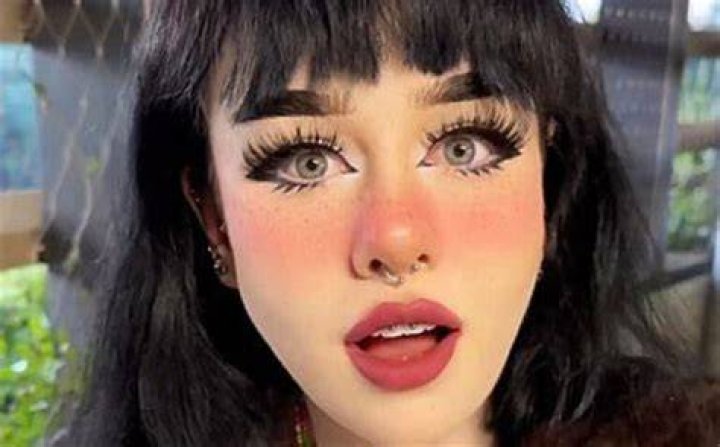 Lara Rose: A Rising Star in the Entertainment World