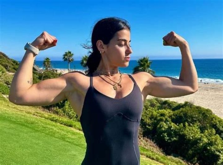 Sara Saffari Age: A Comprehensive Look into Her Life and Achievements